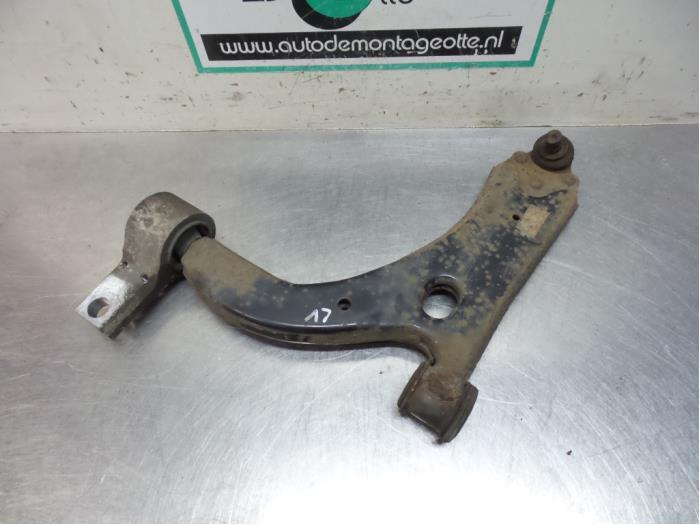 Bras de suspension avant gauche d'un Ford Fiesta (Fiesta 01-, -, 3 mois de garantie, -, -