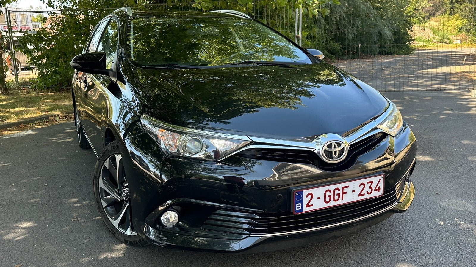 Toyota Auris 1.2 Turbo Sports Touring Euro6b Benzine, Auto's, Handgeschakeld, 5 deurs, Particulier, 1200 cc