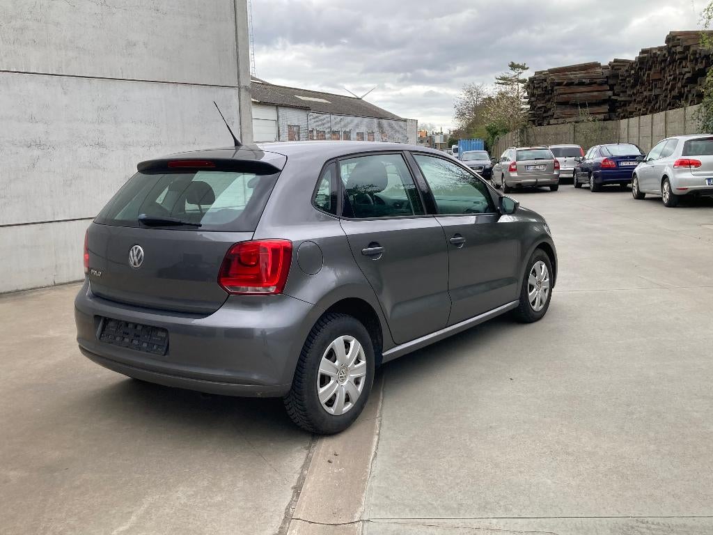Volkswagen Polo 1.2 essence 2011 avec 69000km *clim*garantie, Achat, Entreprise, 5 portes, 5 places