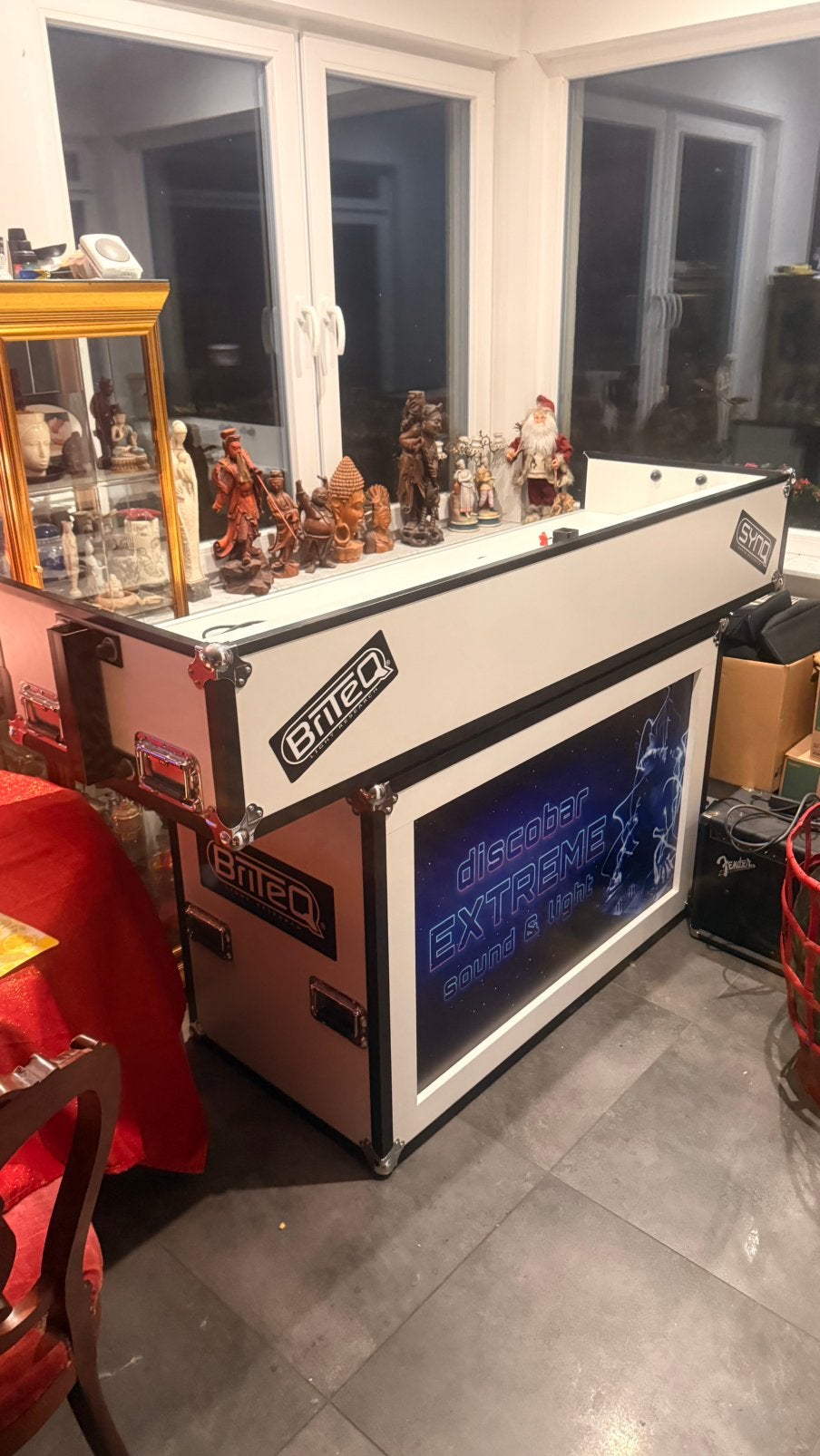 Table de DJ bar avec alimentation et lumière, Musique & Instruments, DJ sets & Platines, Comme neuf, Enlèvement ou Envoi