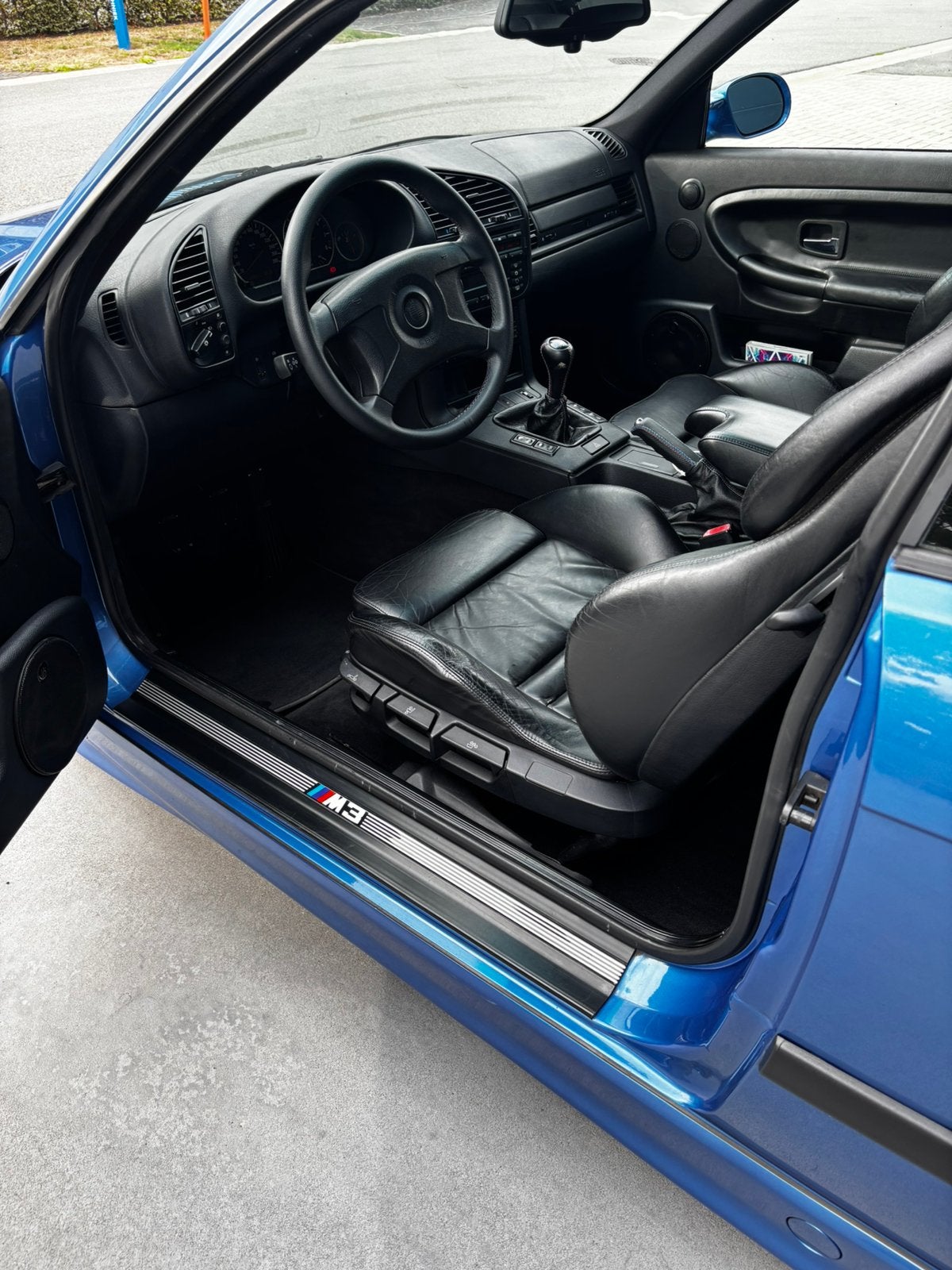 BMW E36 3.2 Estoril Blauw, foto 7