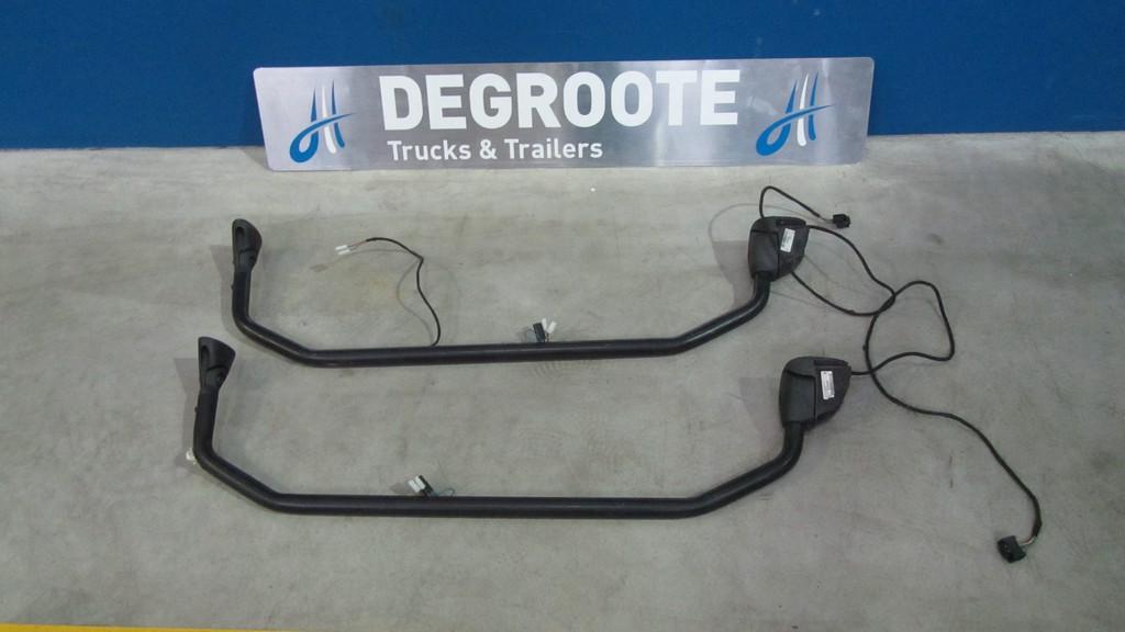 Spiegelsteun MB 0018108614, Gebruikt, Mercedes-Benz, Spiegels