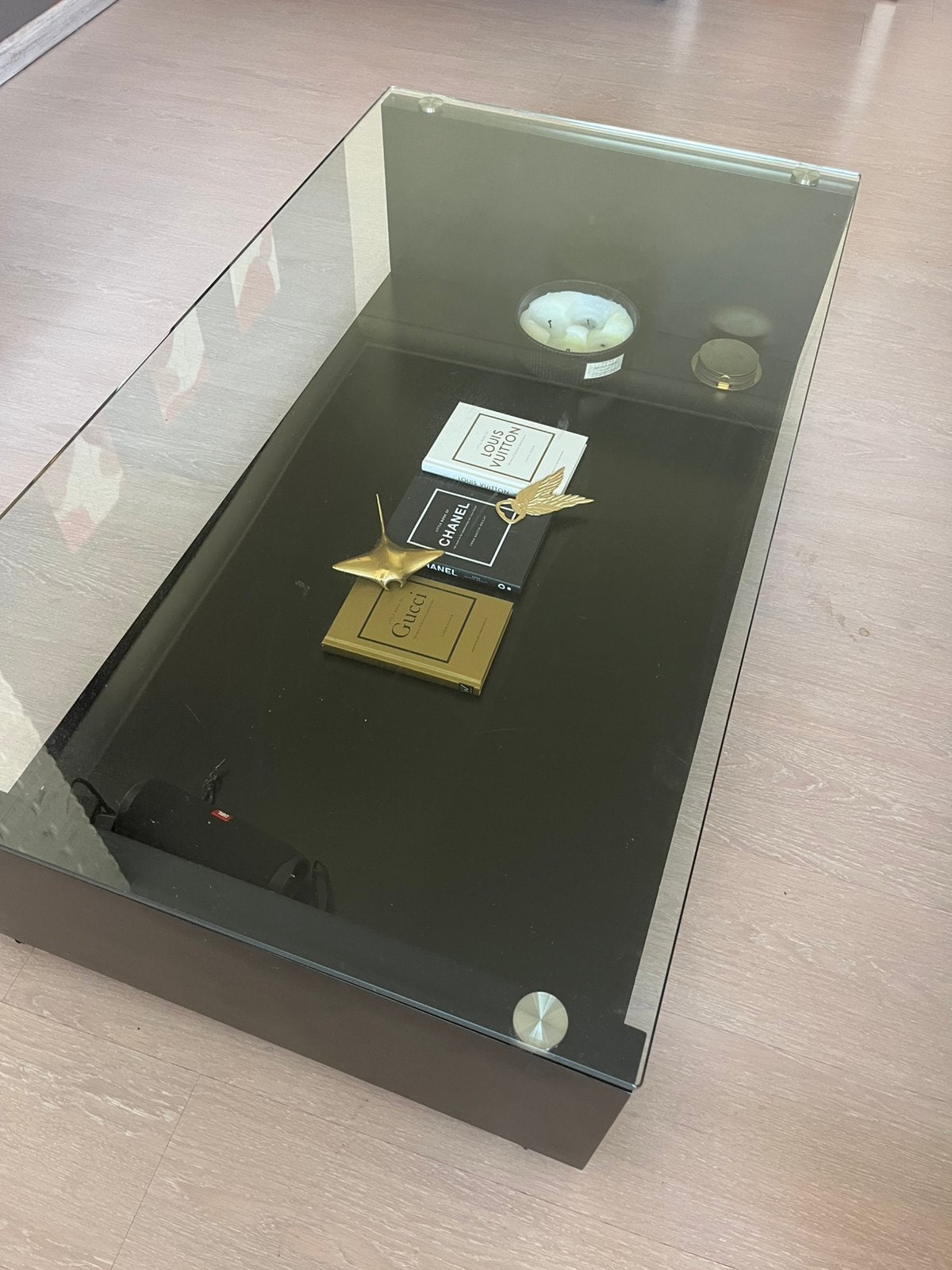 Massieve Salontafel op wielen, Enlèvement, Comme neuf