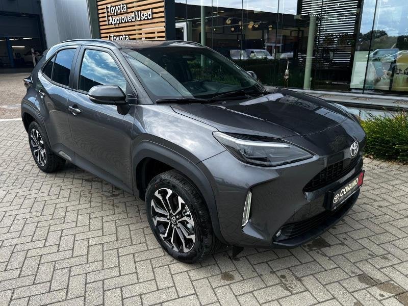 Toyota Yaris Cross Teamplayer + winter pack + safety pack, Argent ou Gris, Achat, Euro 6, Entreprise