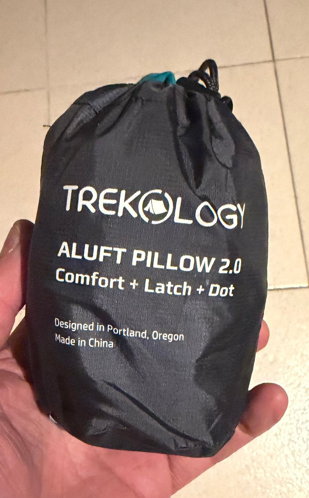Trekology ALUFT Pillow 2.0 opblaasbaar campingkussen, Vakantie, Campings