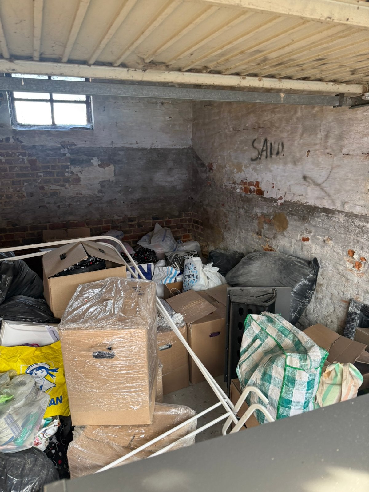 Brocante à donner, Enlèvement, Comme neuf