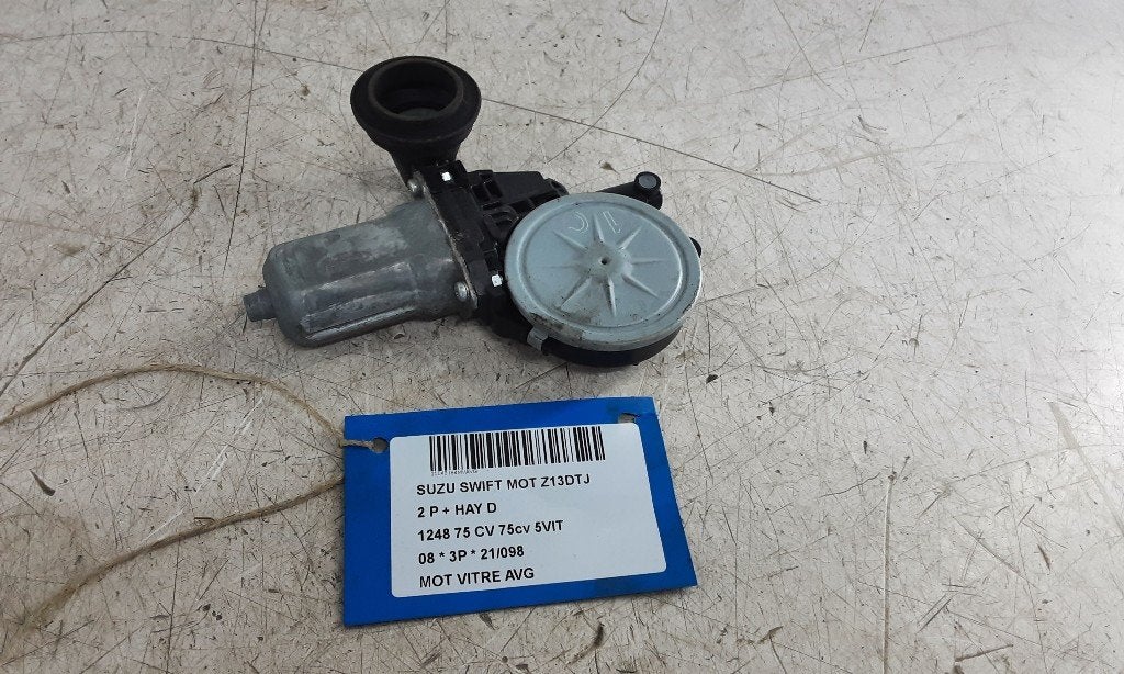 MOTEUR LEVE VITRE ELECTRIQUE AVANT GAUCHE (8346063J00), Suzuki-Allee 7
64625  Bensheim, DE, Suzuki Deutschland GmbH, Kontakt@suzuki.de