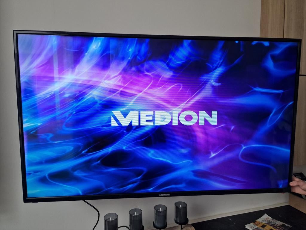Medion tv 55 inch ( 139 cm diameter ) te koop, Ophalen, Gebruikt, 100 cm of meer