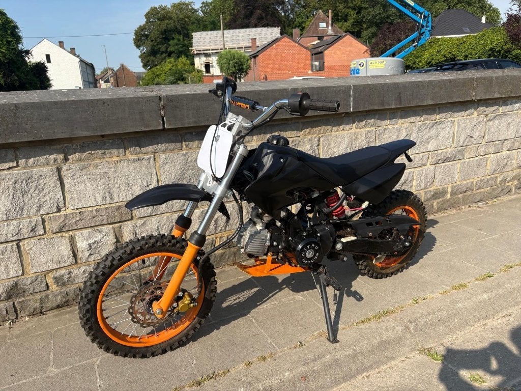 MOTO CROSS 125 CC, 1 cylindre, 124 cm³, Jusqu'à 11 kW