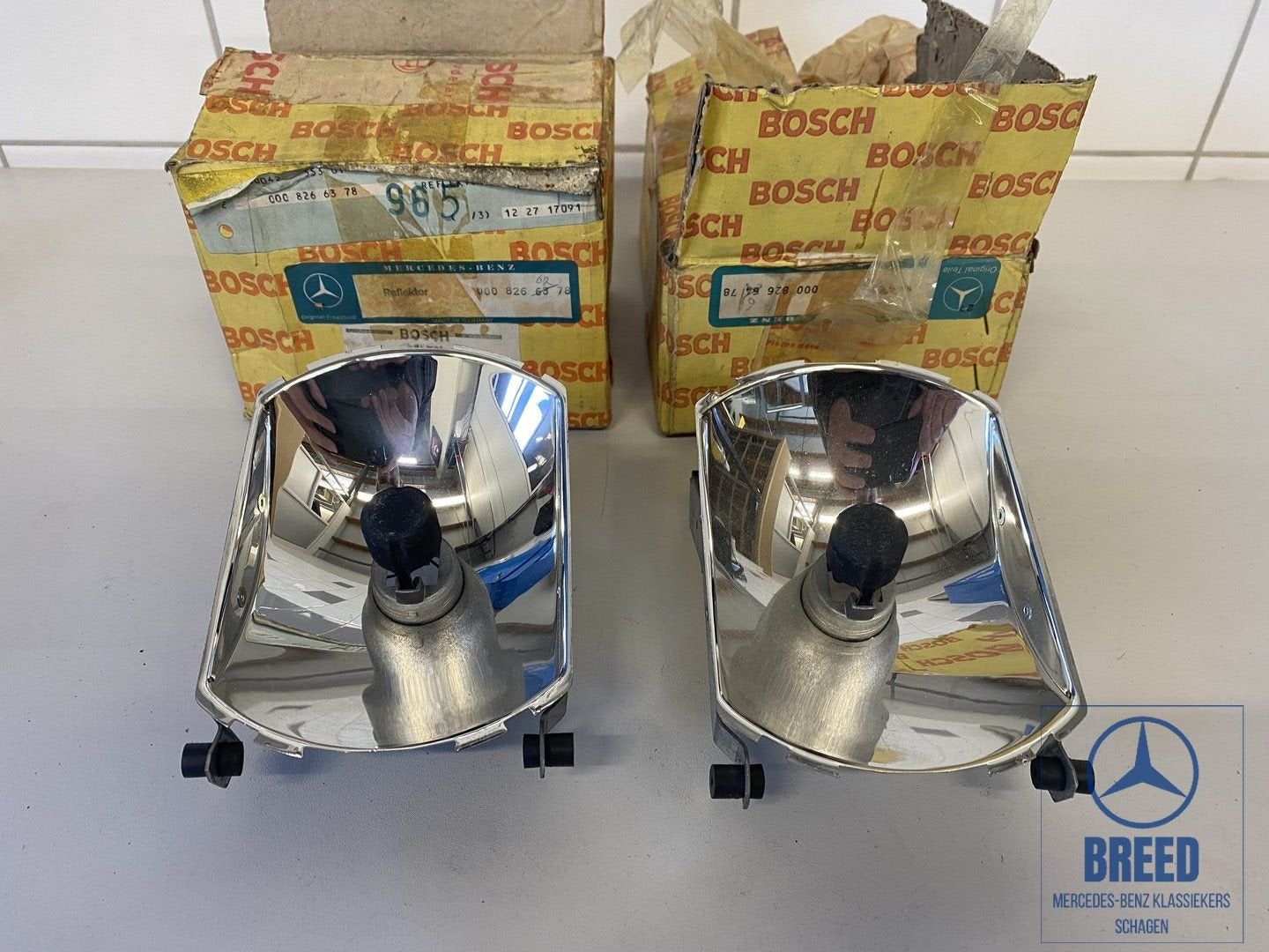 NOS mistlampreflector L+R voor Mercedes-Benz W116, Auto-onderdelen, -, Nieuw, Ophalen of Verzenden, -