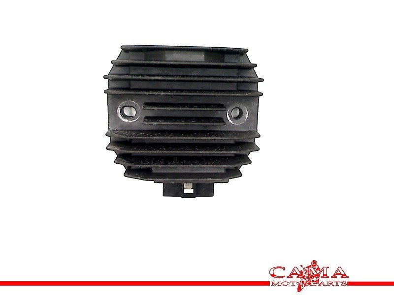 REGULATEUR DE TENSION Yamaha (SH719AA), Yamaha Motor Europe N.V., Utilisé, Customersupport@yamaha-motor.co.uk, Koolhovenlaan 101
1119 NC  Schiphol-Rijk, NL