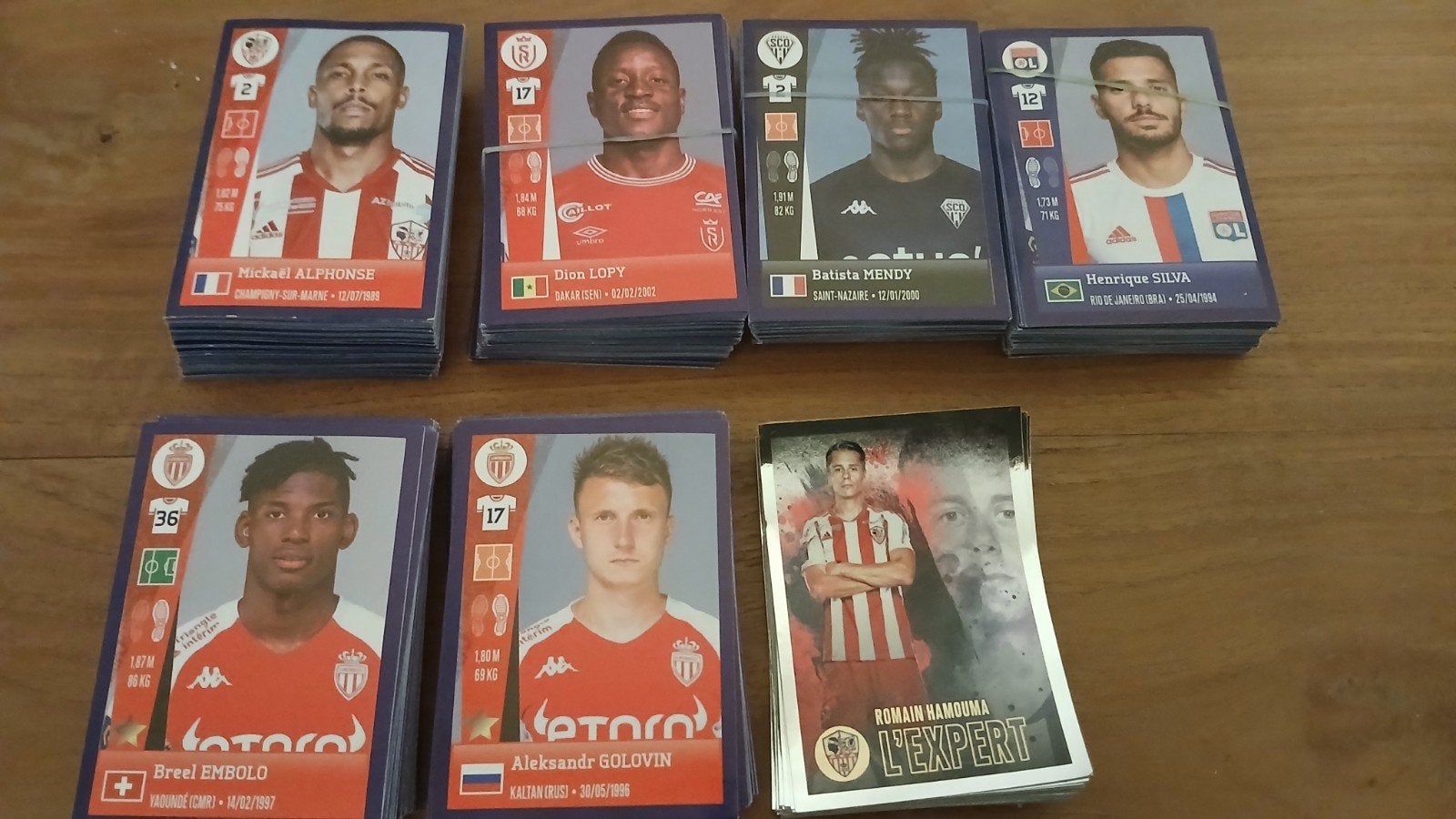 panini foot 2023 lot 595 images, Enlèvement ou Envoi, Neuf, Plusieurs autocollants