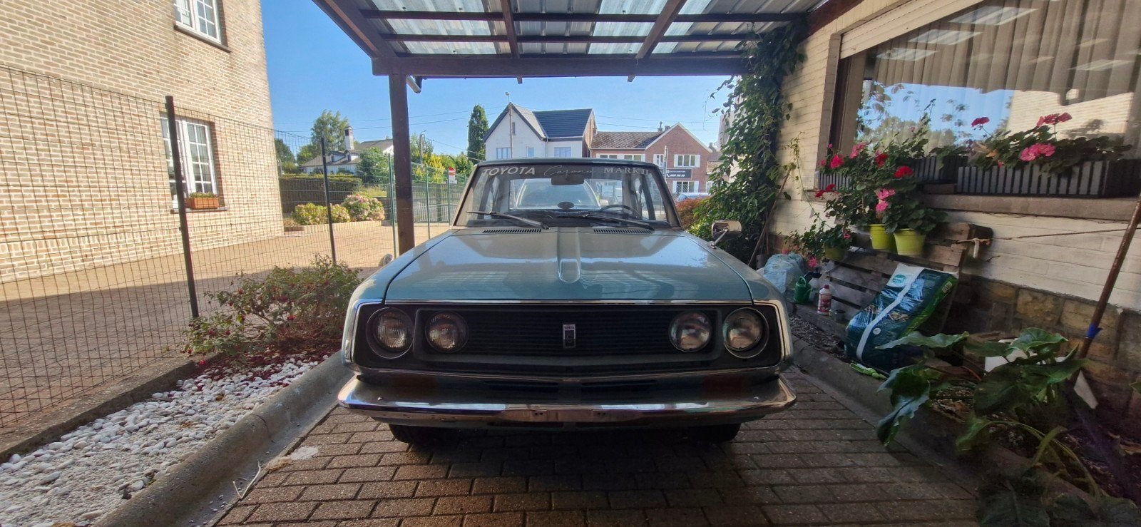 Toyota Corona Mark II 1700 RT61 1971 — Véhicule ancien homol, Autos, Cuir, Achat, Noir, 5 portes