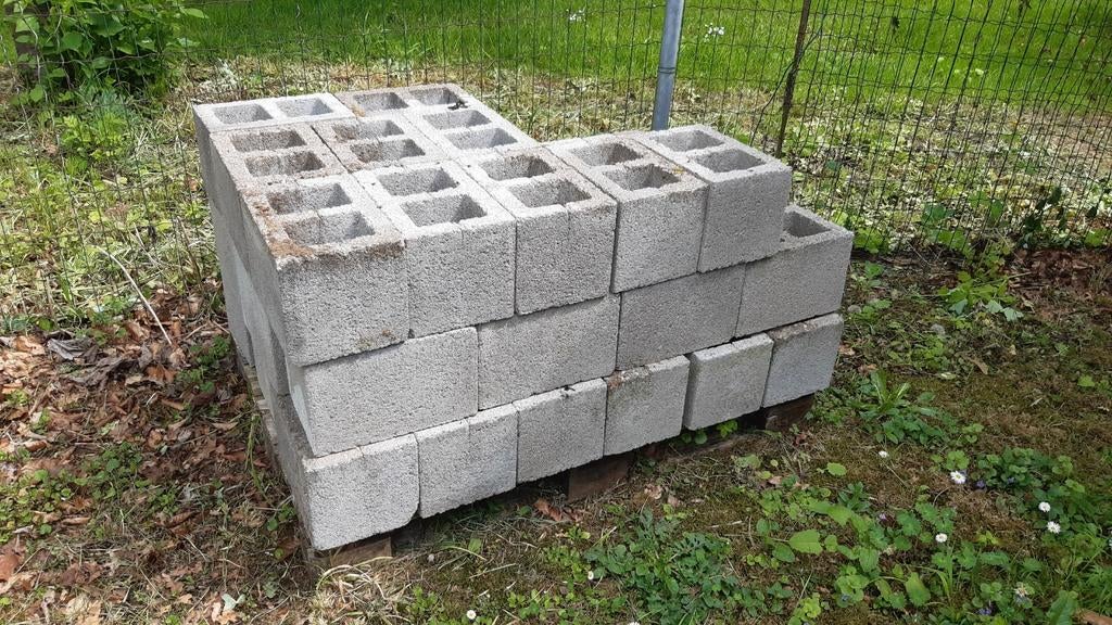 Gratis holle betonstenen, Ophalen