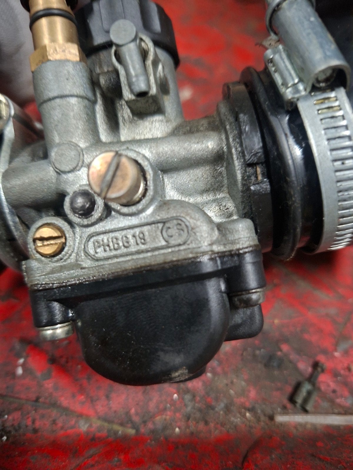 a vendre carburateur fox ou wallar phbg 19, Vélos & Vélomoteurs, Enlèvement ou Envoi, Carburateur