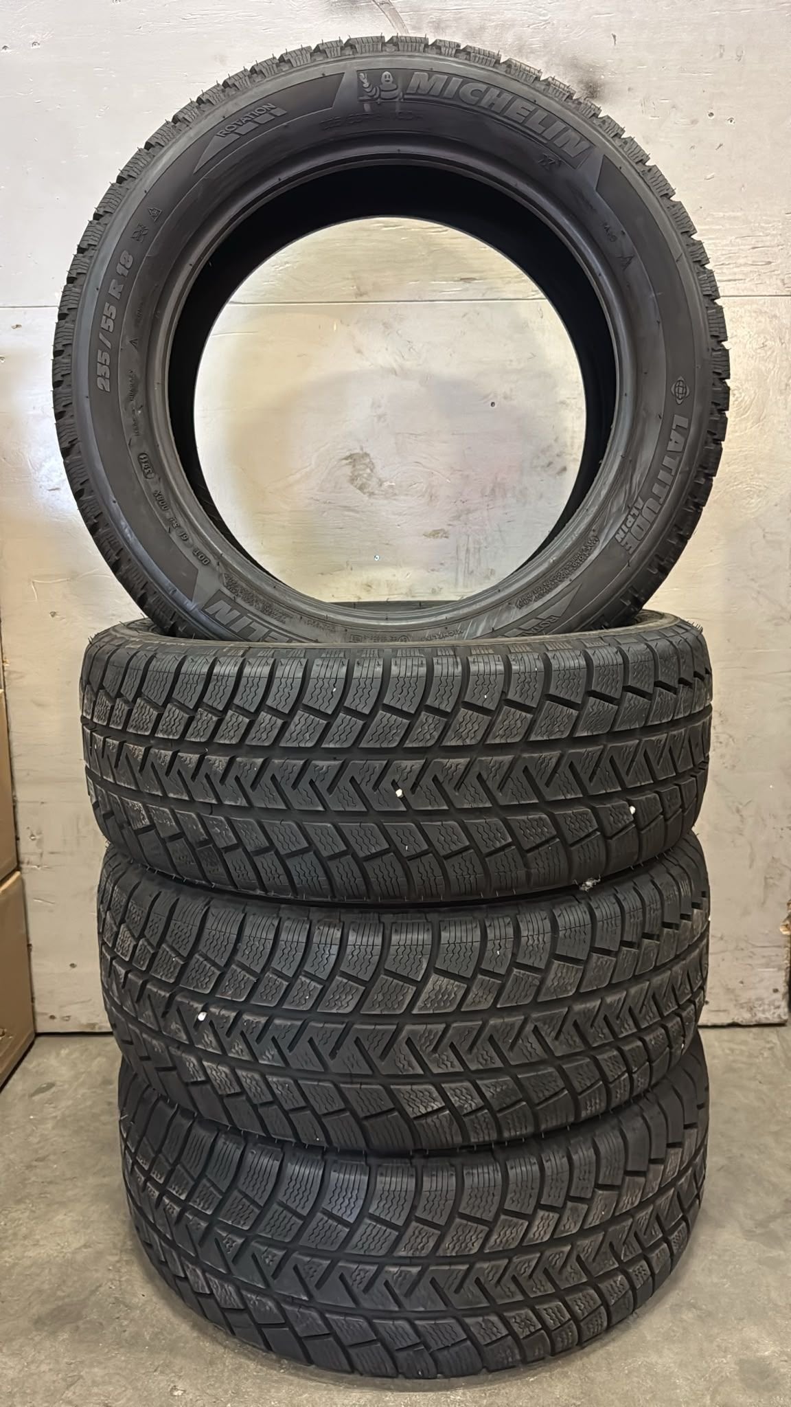 235-55-18 100H Michelin Latitude Alpin Winter banden - Set 3, Gebruikt, -, -, Band(en)