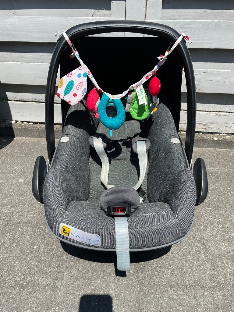 Maxi-Cosi Pebble Plus i-Size – compatibel met 2WayFix, Enfants & Bébés, Sièges auto, Comme neuf, Maxi-Cosi, Ceinture de sécurité
