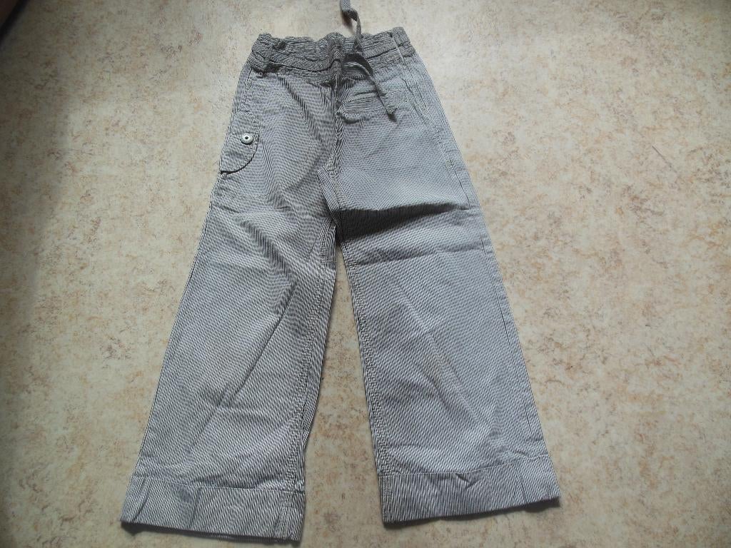 zomerbroek 116 in nieuwstaat, Ophalen of Verzenden, Zo goed als nieuw, Meisje, Broek