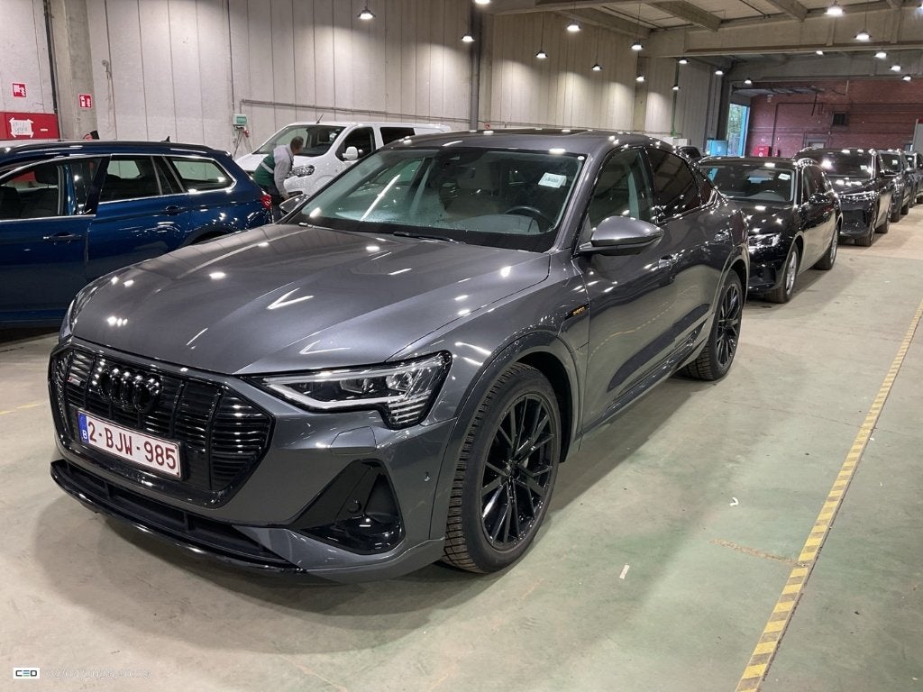 Audi e-tron Sportback 55 quattro S line, Autos, Cuir, Argent ou Gris, Achat, 1800 kg