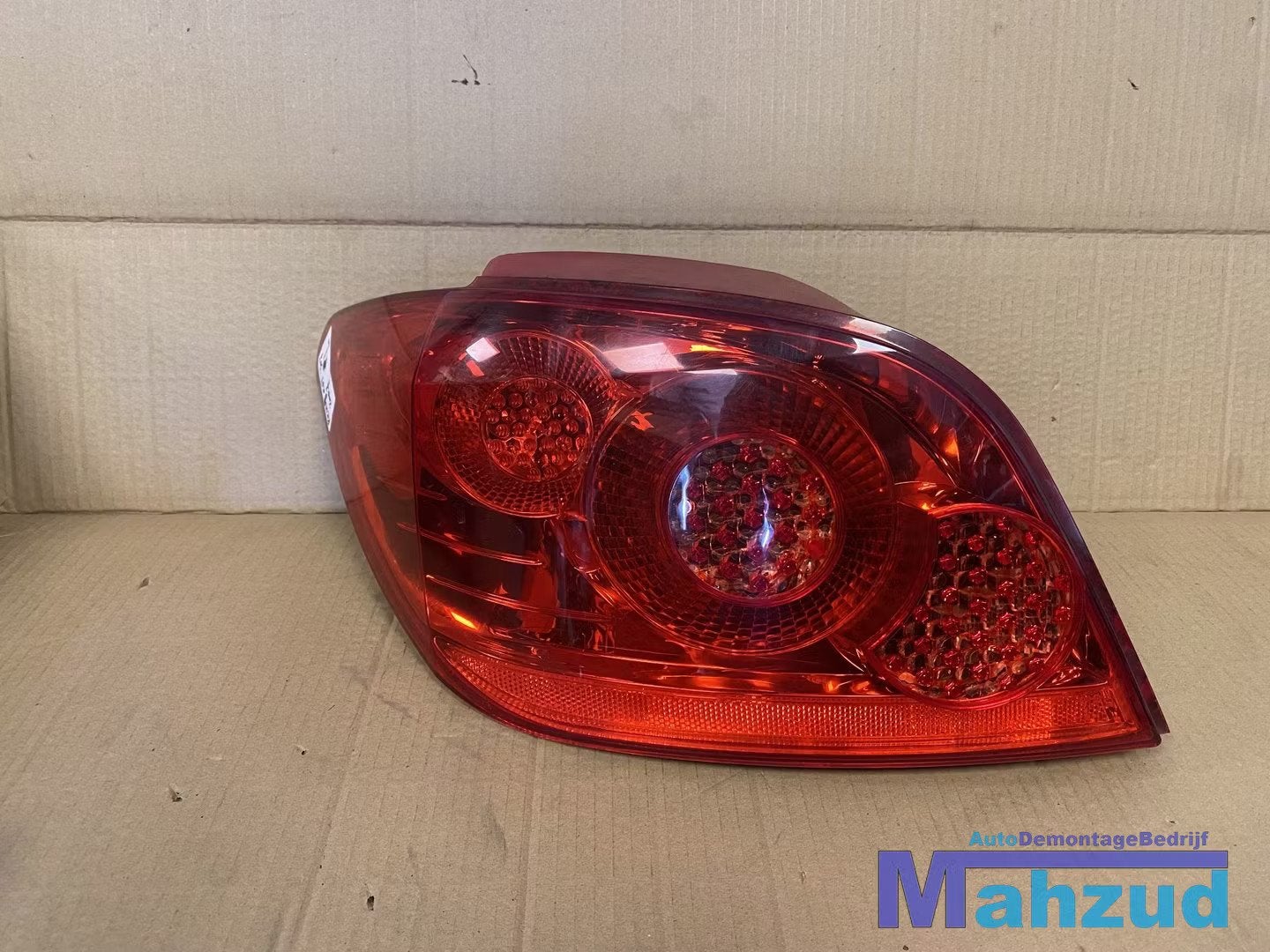 PEUGEOT 307 Links achtelicht, Taurusavenue 1
2132 LS  Hoofddorp, NL, Contact.group@renault.com, Stellantis N.V., Utilisé