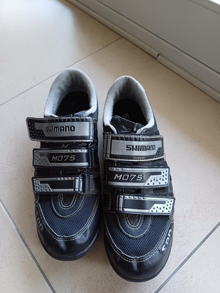 Chaussures de vélo Shimano SPD taille 46, Vélos & Vélomoteurs, Accessoires vélo | Vêtements de cyclisme, Enlèvement