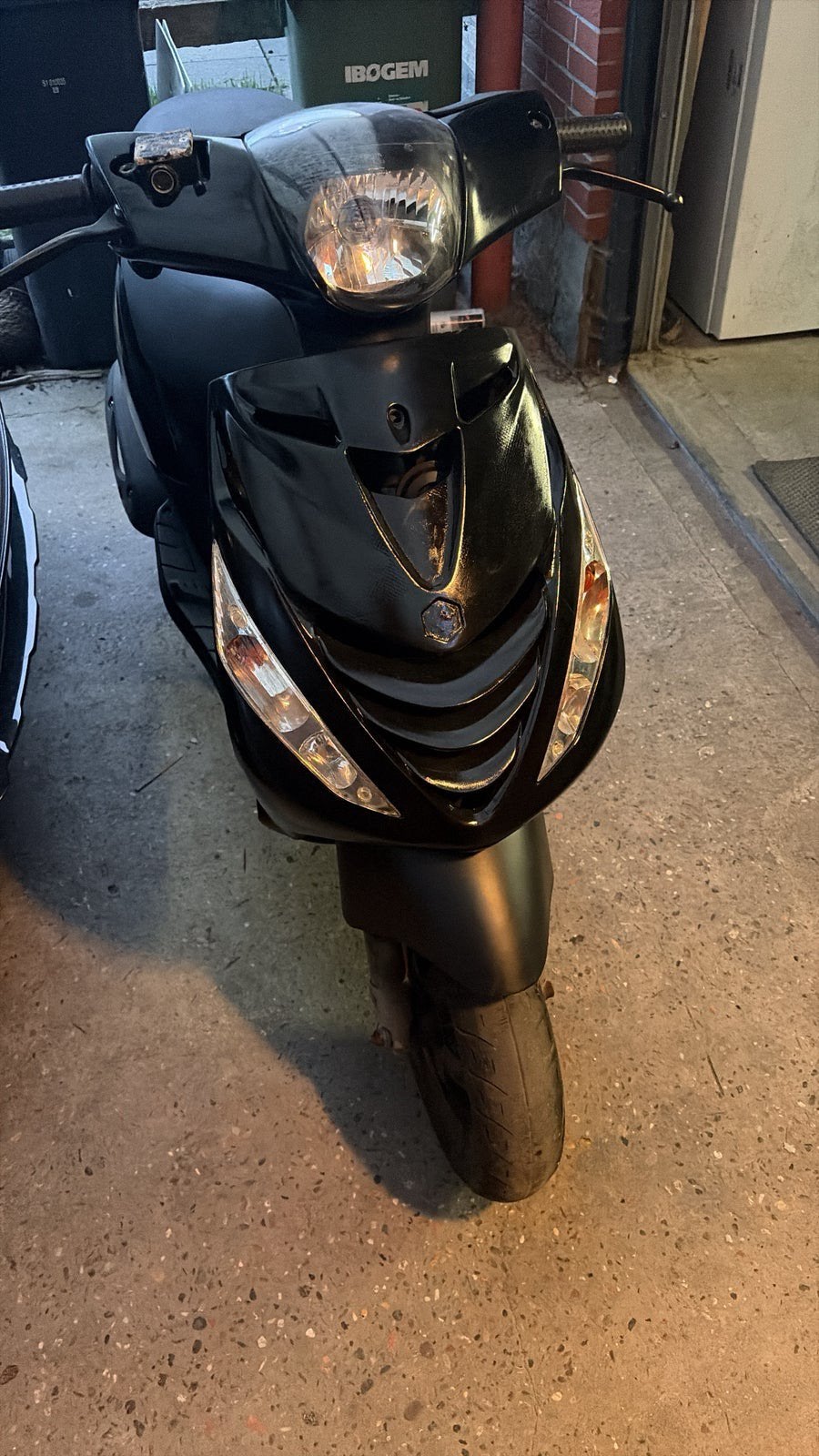 Piagio zip 4t iget a klasse 50cc, Fietsen en Brommers, Ophalen, Zo goed als nieuw, Zip