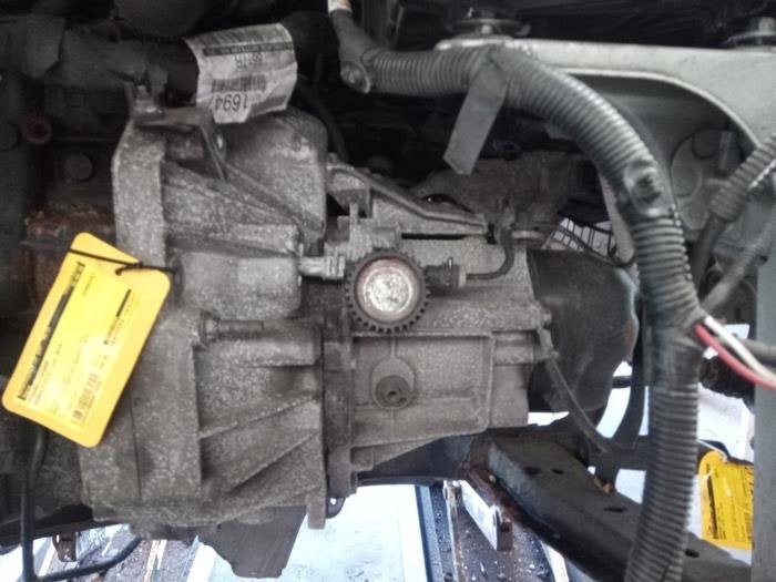 Boîte de vitesse d'un Renault Clio, Autos : Pièces & Accessoires, -, Renault, -, 3 mois de garantie
