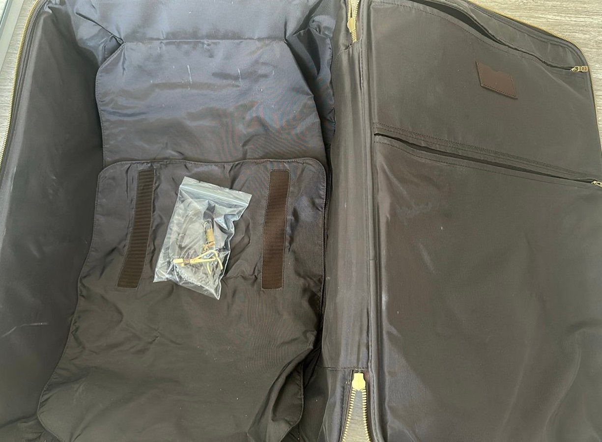 Valise Louis Vuitton, Bijoux, Sacs & Beauté, Valises, Enlèvement, Utilisé, Roulettes