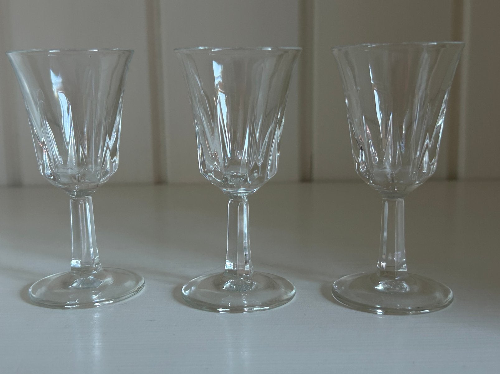 3 borrelglaasjes op voet, Verzamelen, Ophalen of Verzenden, Zo goed als nieuw