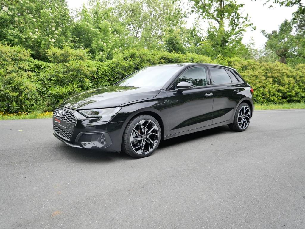 Audi A3 MILD HYBRIDE (année de construction 2024), Cuir, 116 g/km, Achat, Euro 6