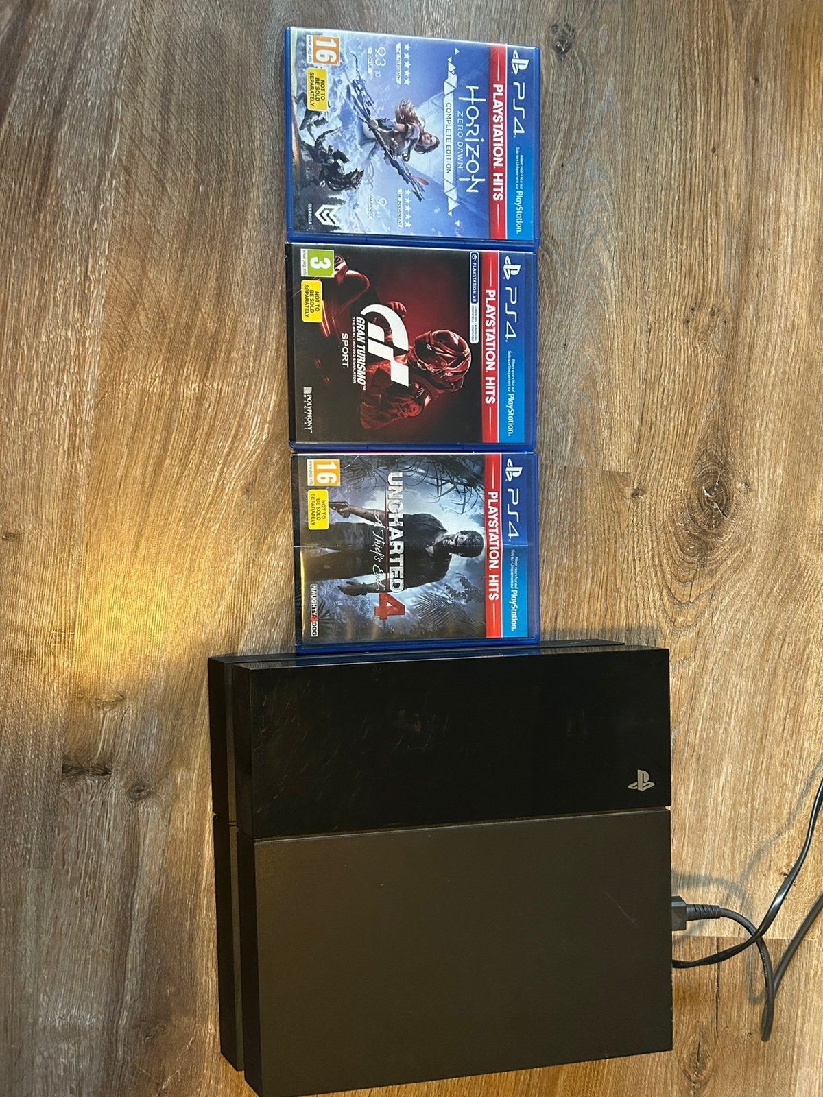 Ps4 pro, Consoles de jeu & Jeux vidéo, Consoles de jeu | Sony PlayStation 4, Comme neuf, Pro, Avec jeux, Sans contrôleur