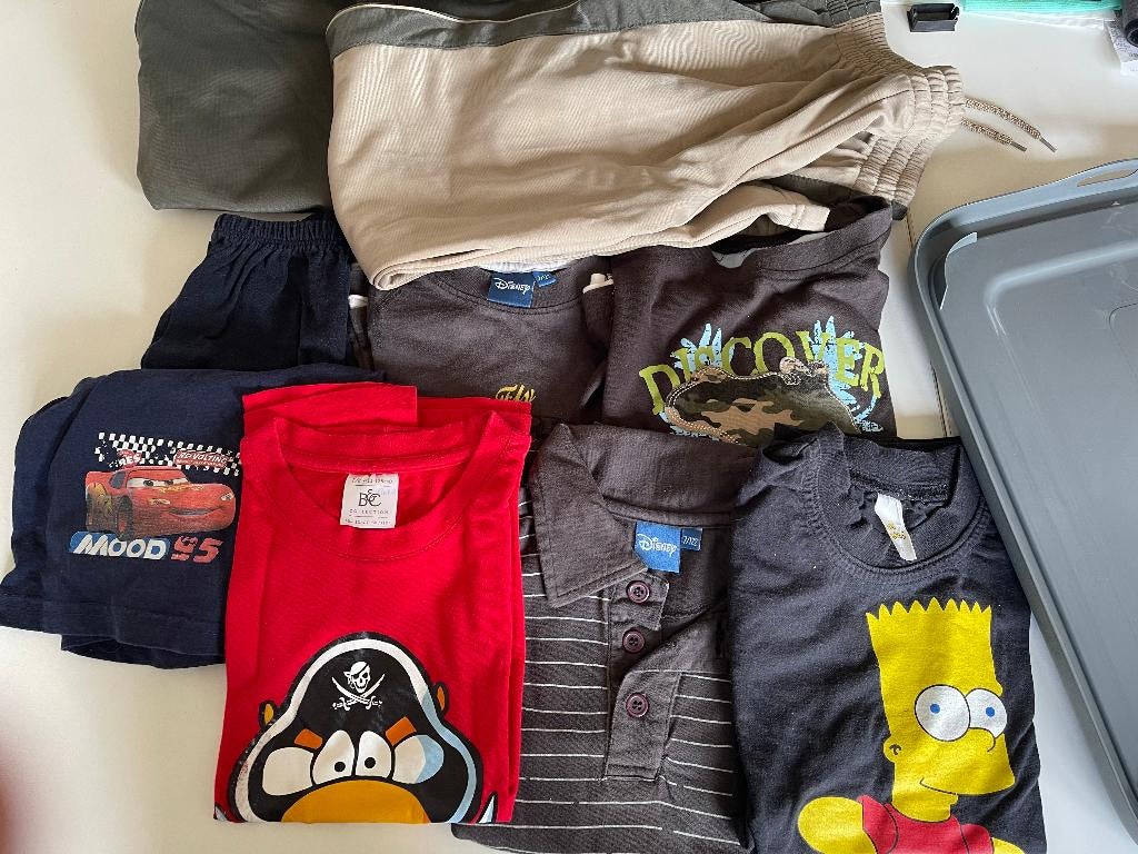 7 jaar oude kleding lot maat 122 inclusief 9 stuks, Ophalen of Verzenden, Gebruikt, Jongen, Setje