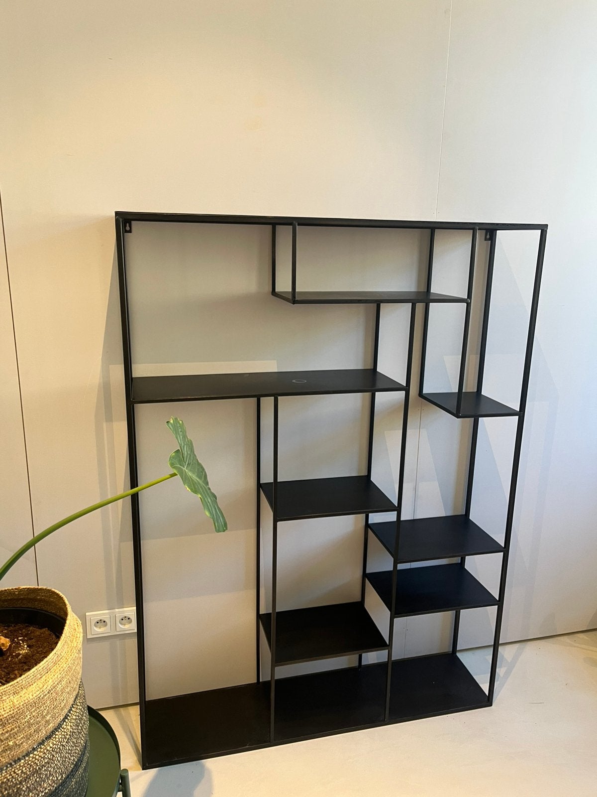 Rek zwart metaal, Maison & Meubles, Enlèvement, Utilisé