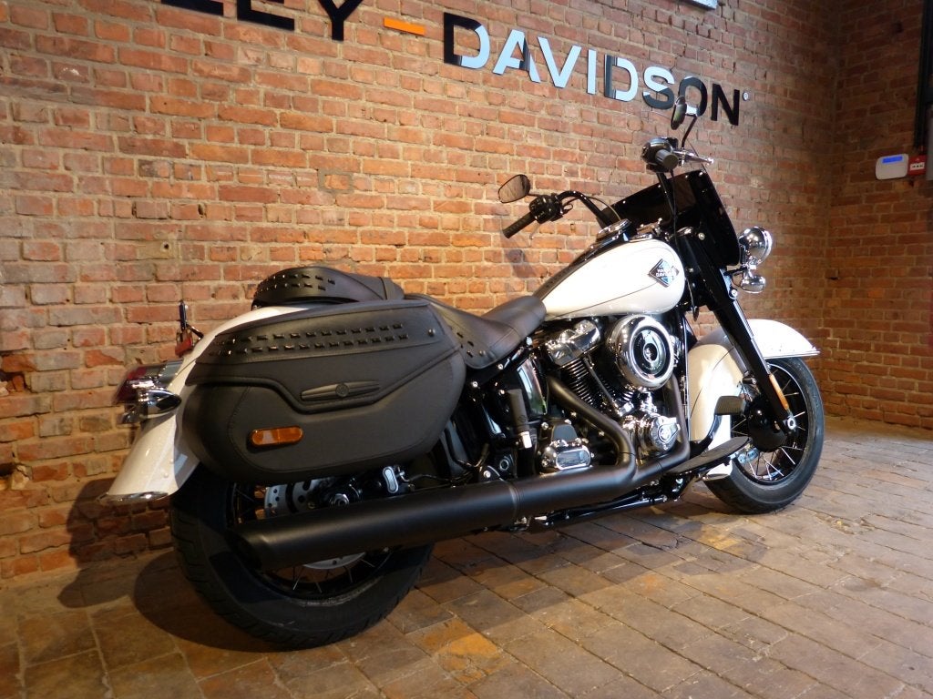 Harley-Davidson SOFTAIL Heritage Classic, Plus de 35 kW, Info@freedom-machines.be, 1917 cm³, Autre