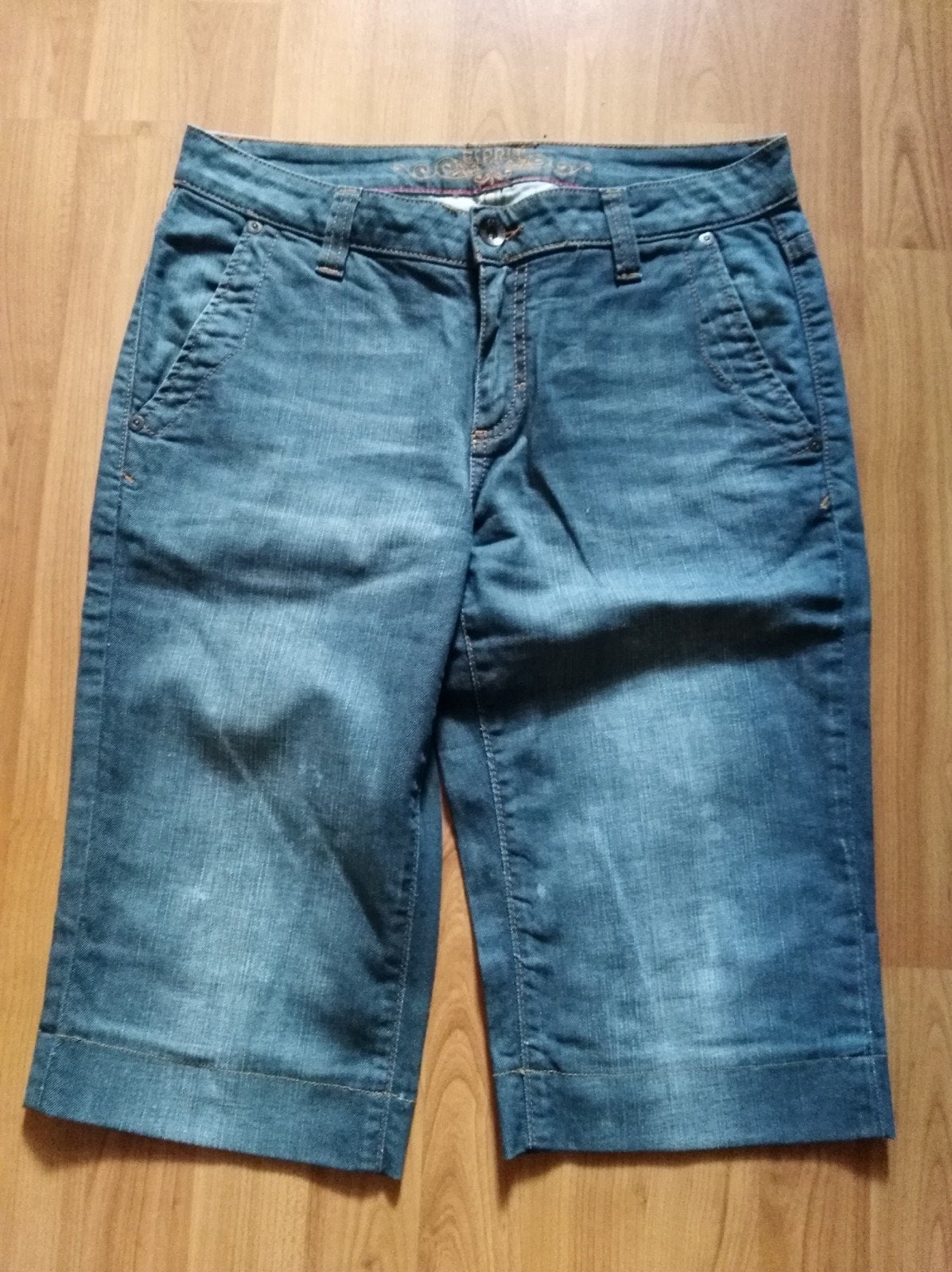 Jeans short Esprit mt 36, Esprit, Ophalen of Verzenden, Zo goed als nieuw, Blauw
