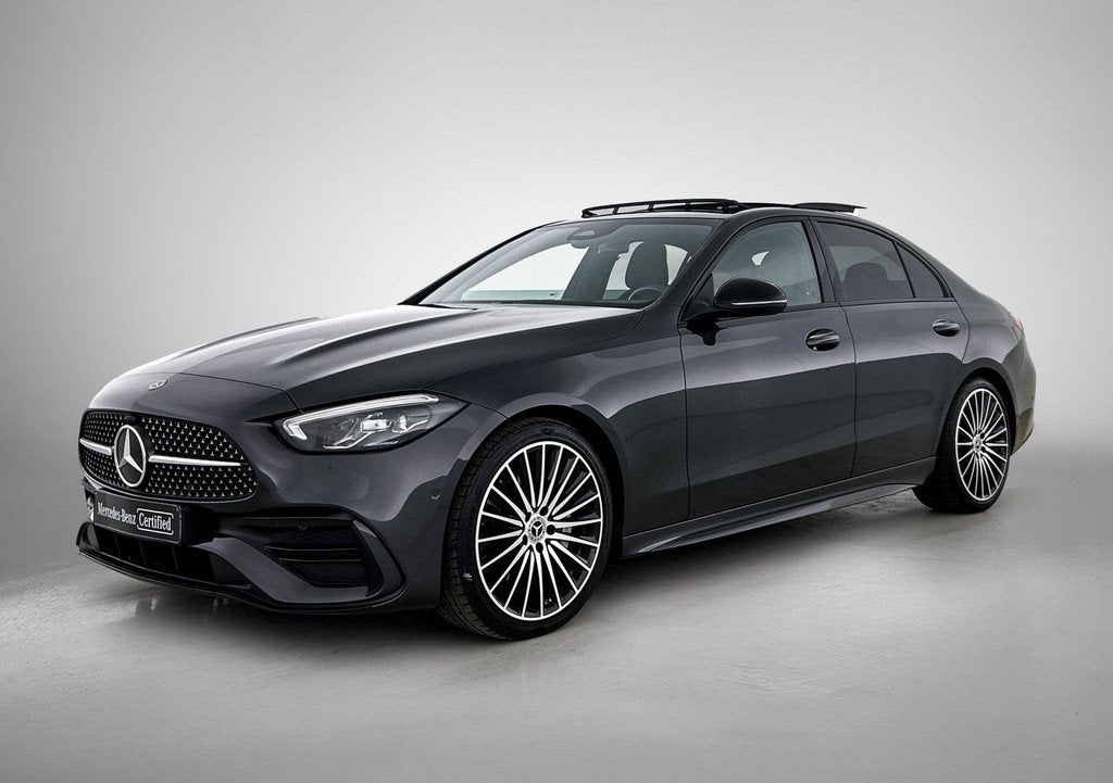 Mercedes-Benz C-Klasse 180 Berline AMG Line | Panoramisch Da, Auto's, Automaat, 4 deurs, Zwart, 4 cilinders
