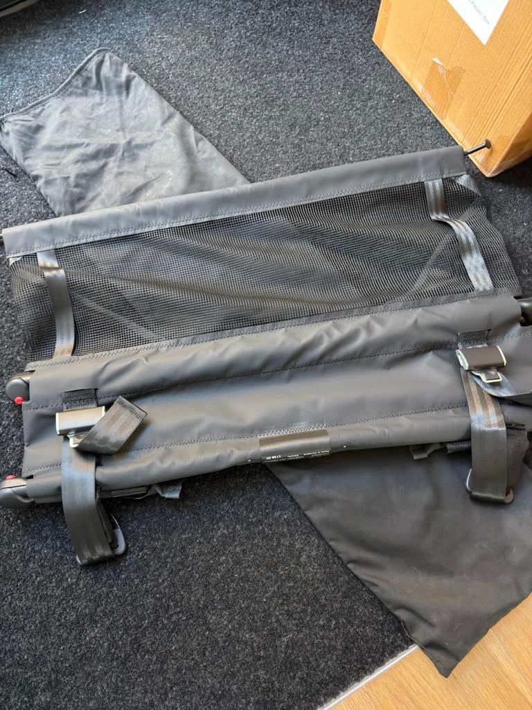 Bagagenet Audi e-tron, Auto diversen, Auto-accessoires, Ophalen, Zo goed als nieuw