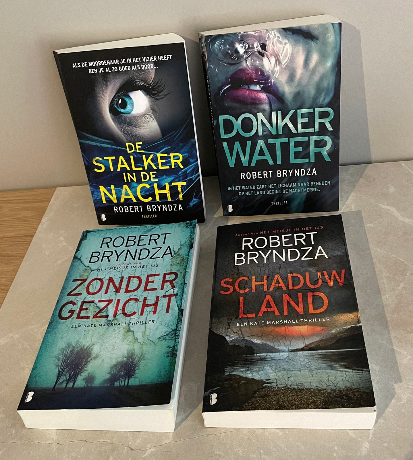 Robert Bryndza thrillers samen €25, Boeken, Ophalen of Verzenden, Zo goed als nieuw
