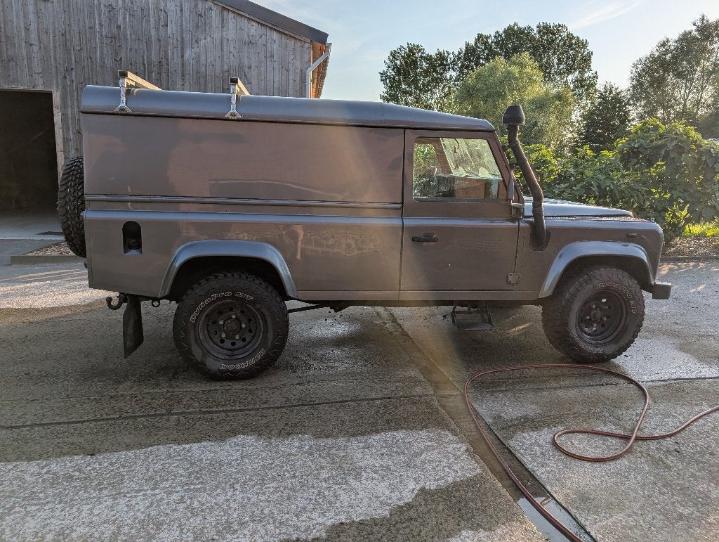 Land rover defender 110 TD5 2004, Auto's, Land Rover, Particulier, 4x4, Achteruitrijcamera, Centrale vergrendeling, Radio, Trekhaak