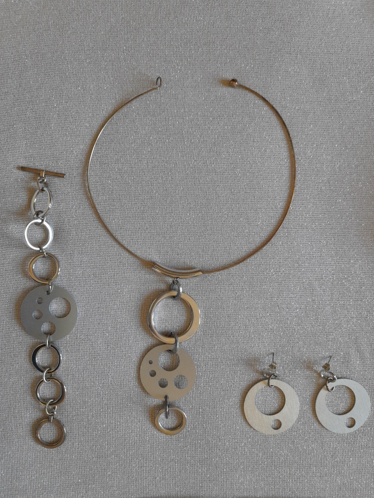 Chique zilveren set, Handtassen en Accessoires, Oorbellen, Ophalen of Verzenden, Zilver, Overige materialen
