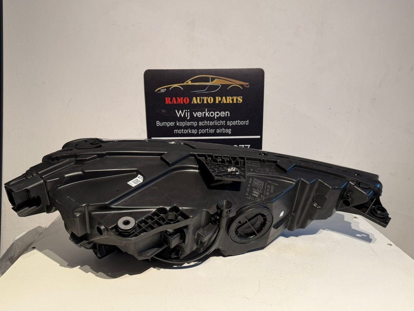 KOPLAMP AUDI A3 8Y LED LINKS ORIGINEEL COMPLEET 8Y941011, Gebruikt, -, -, -