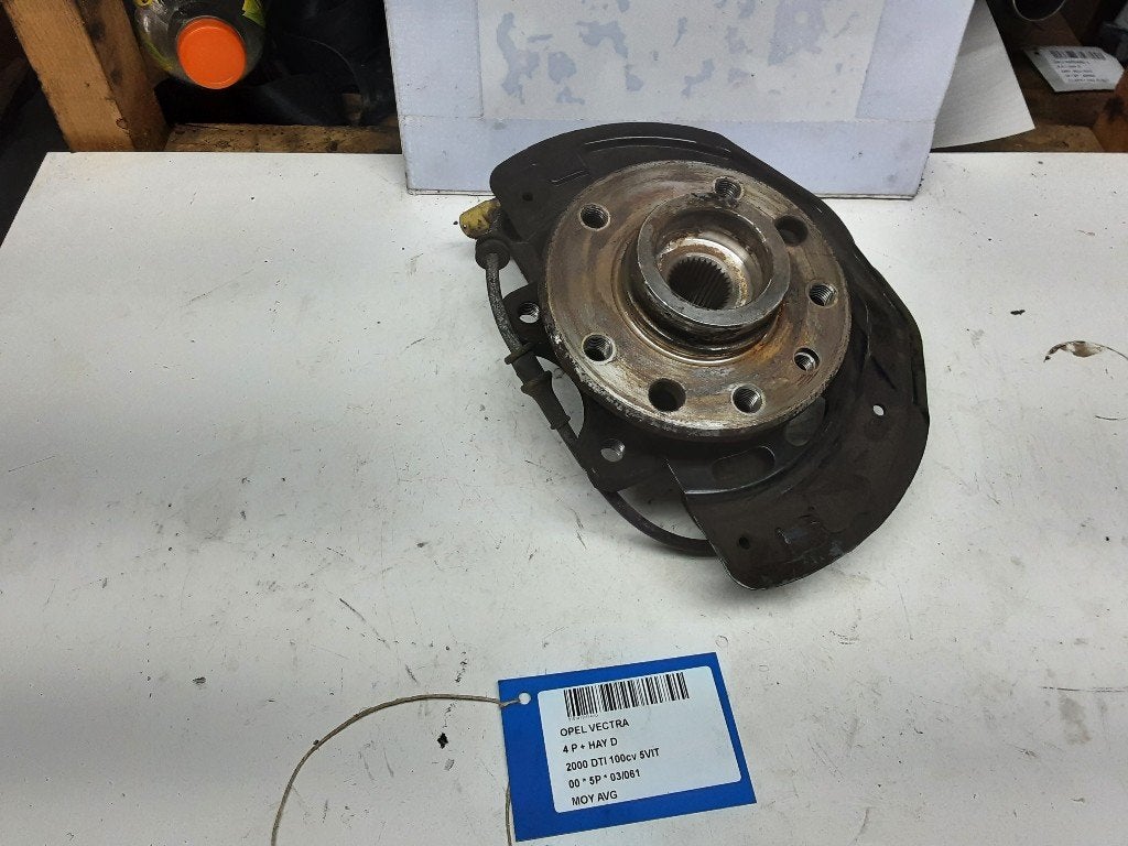 MOYEU DE ROUE AVANT GAUCHE Opel Vectra B (38), Autos : Pièces & Accessoires, Opel, Opel Automobile GmbH, Utilisé, Kontakt-opel@opel.com