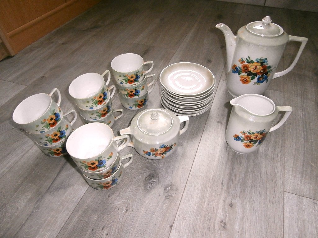 12 delig antiek koffieservice, Ophalen
