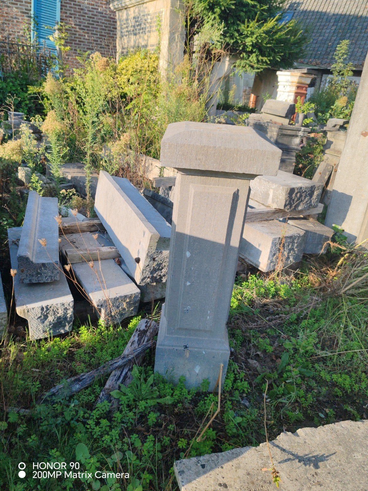 colonnes en pierre bleue, Enlèvement, Comme neuf