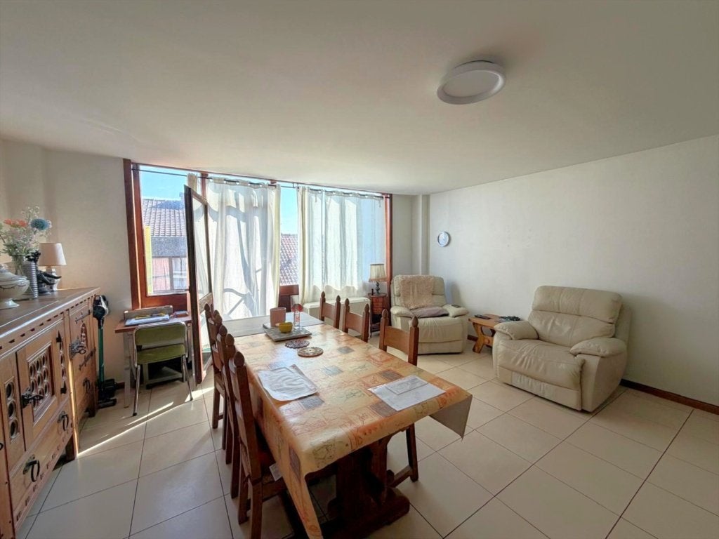 Appartement 1 ch. + empl. de parking, Immo, 20993 kWh/an, Mouscron, 398 kWh/m²/an, Appartement