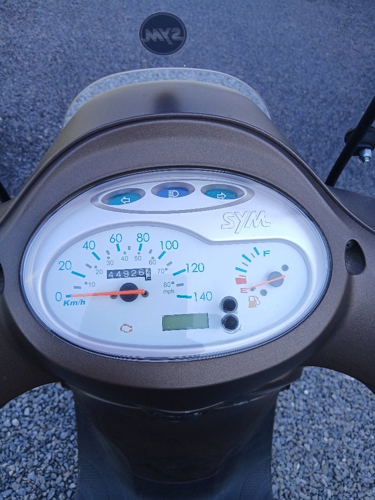 Scotter 125 sym fiddel, Motos, Enlèvement, 4 cylindres, Jusqu'à 11 kW