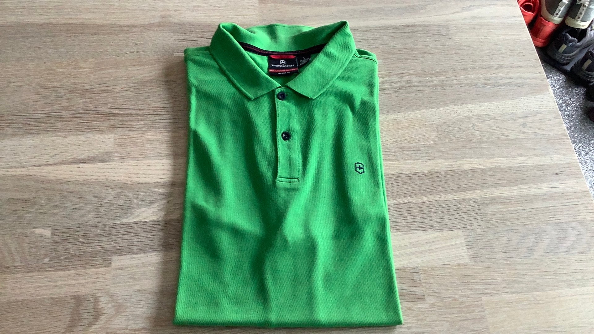 Polo Victorinox Large, Enlèvement ou Envoi, Comme neuf, Taille 52/54 (L), Vert