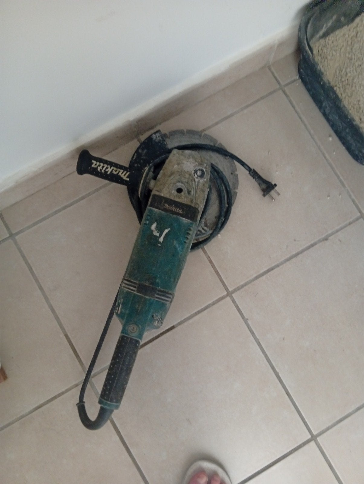 disqueuse makita, Enlèvement