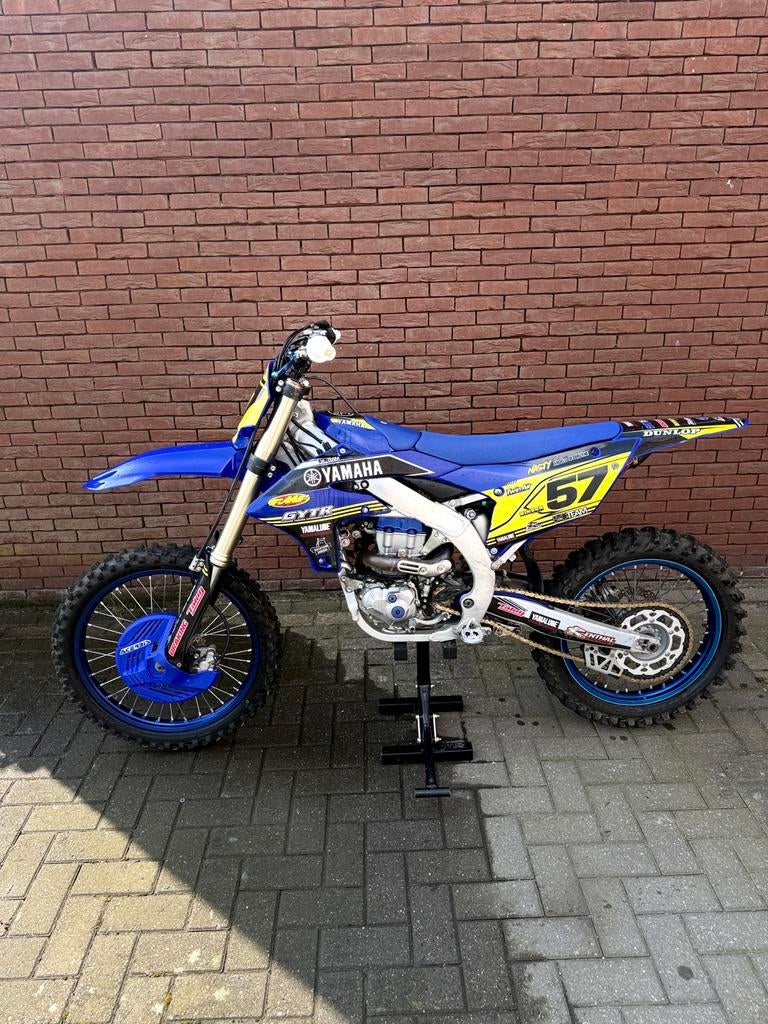 Yamaha 450 2023 tekoop, Vélos & Vélomoteurs, Cyclomoteurs | Cyclomoteurs de cross, Comme neuf, Enlèvement