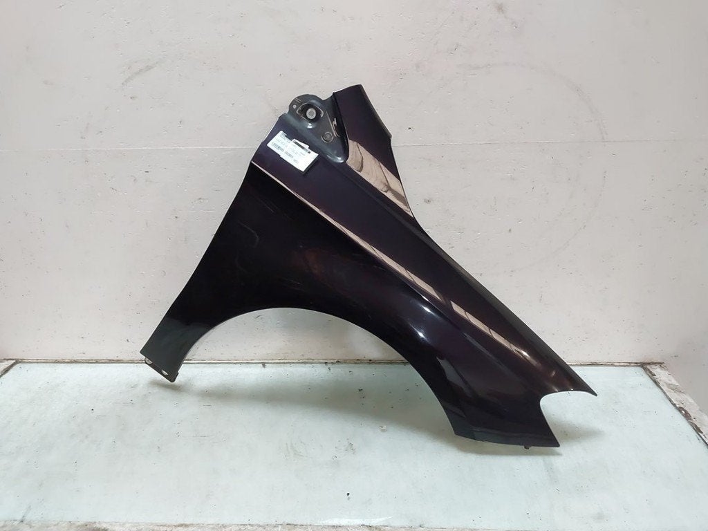 SPATBORD RECHTS VOOR Mercedes-Benz B (W246) (|A2468810201|), Gebruikt, Voor, Mercedes-Benz, Spatbord